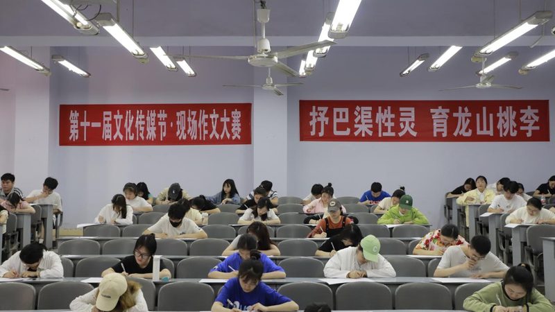 上海媒介投放预算分配：策略与考量
